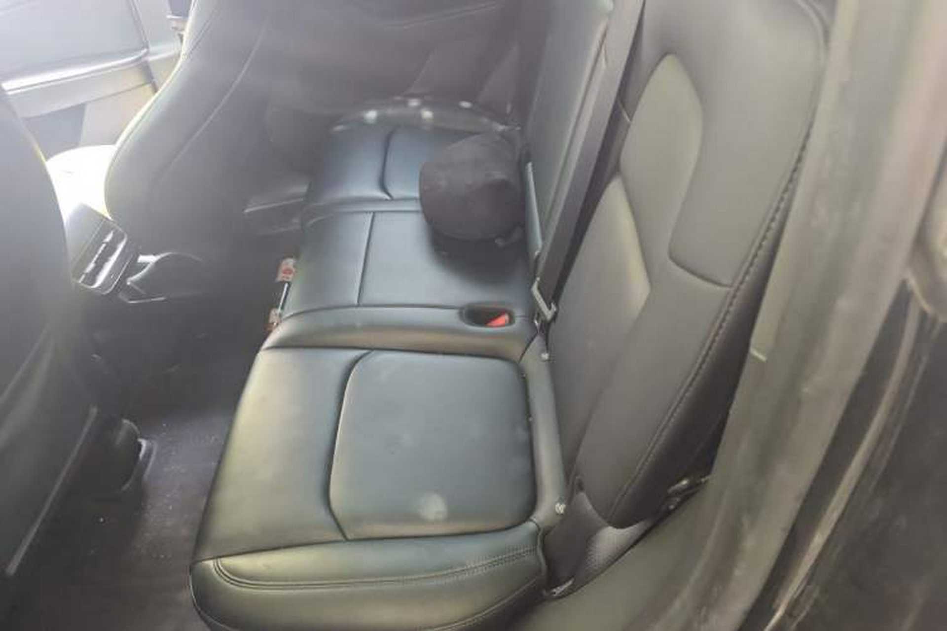 Used Tesla Model Y 2023 Rear-Wheel-Drive Version Left Rear Seat