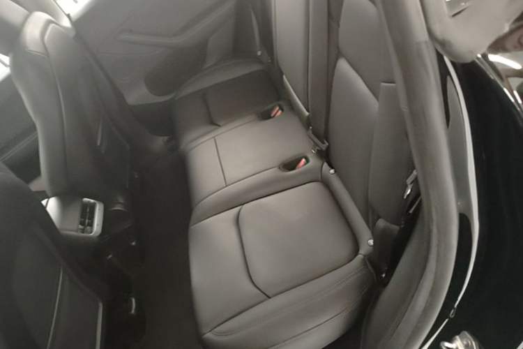 Used Tesla Model Y 2023 Rear-Wheel-Drive Version Left Rear Seat