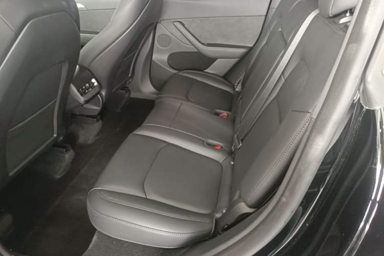 Used Tesla Model Y 2023 Rear-Wheel-Drive Version Left Rear Seat