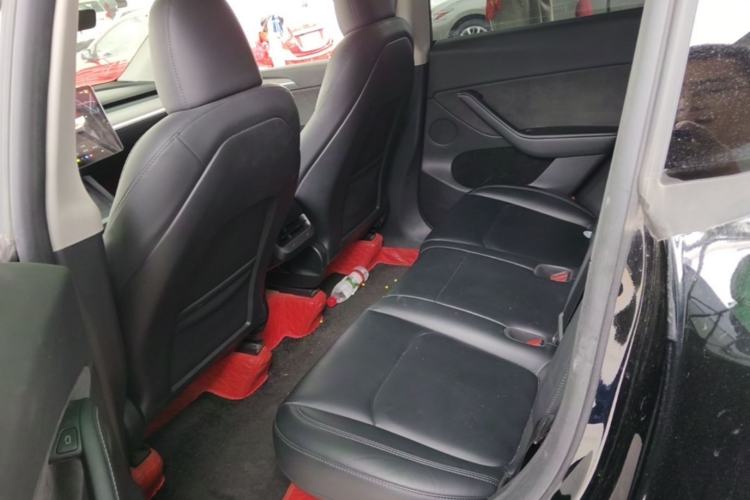 Used Tesla Model Y 2023 Rear-Wheel-Drive Version Left Rear Seat