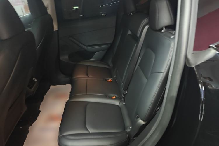 Used Tesla Model Y 2023 Rear-Wheel-Drive Version Left Rear Seat