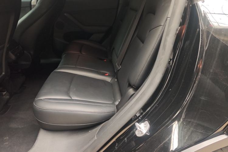 Used Tesla Model Y 2023 Rear-Wheel-Drive Version Left Rear Seat