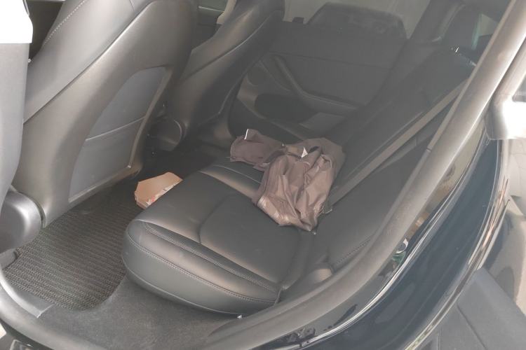 Used Tesla Model Y 2023 Rear-Wheel-Drive Version Left Rear Seat