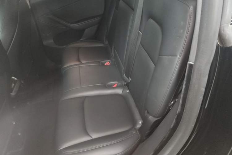 Used Tesla Model Y 2023 Rear-Wheel-Drive Version Left Rear Seat