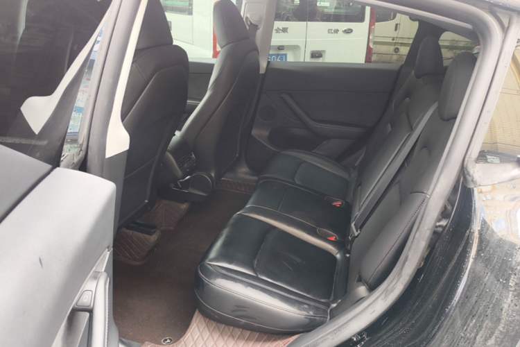 Used Tesla Model Y 2023 Rear-Wheel-Drive Version Left Rear Seat