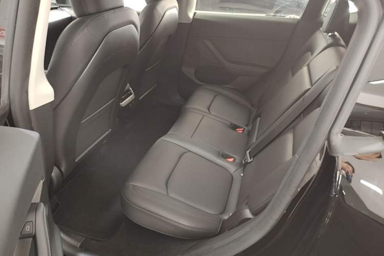 Used Tesla Model Y 2023 Rear-Wheel-Drive Version Left Rear Seat