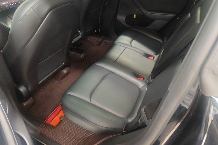 Used Tesla Model Y 2023 Rear-Wheel-Drive Version Left Rear Seat