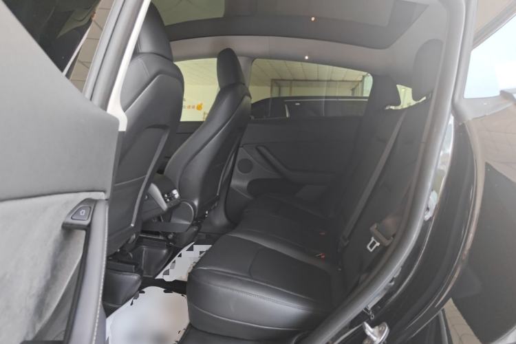 Used Tesla Model Y 2023 Rear-Wheel-Drive Version Left Rear Seat