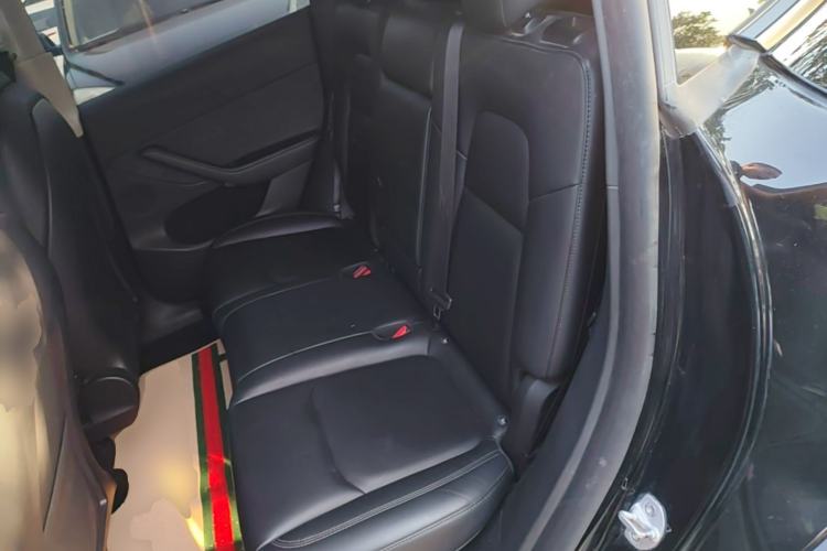 Used Tesla Model Y 2023 Rear-Wheel-Drive Version Left Rear Seat