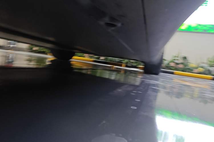 Used Tesla Model Y 2023 Rear-Wheel-Drive Version Left Side Sill