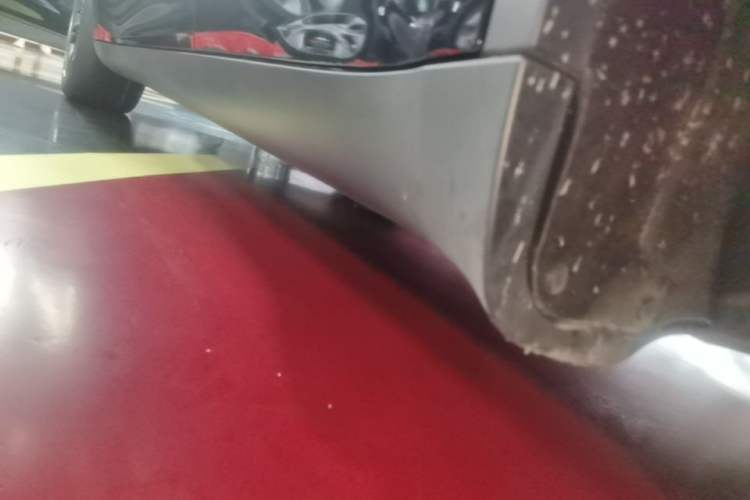 Used Tesla Model Y 2023 Rear-Wheel-Drive Version Left Side Sill