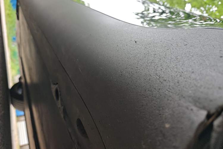 Used Tesla Model Y 2023 Rear-Wheel-Drive Version Left Side Sill