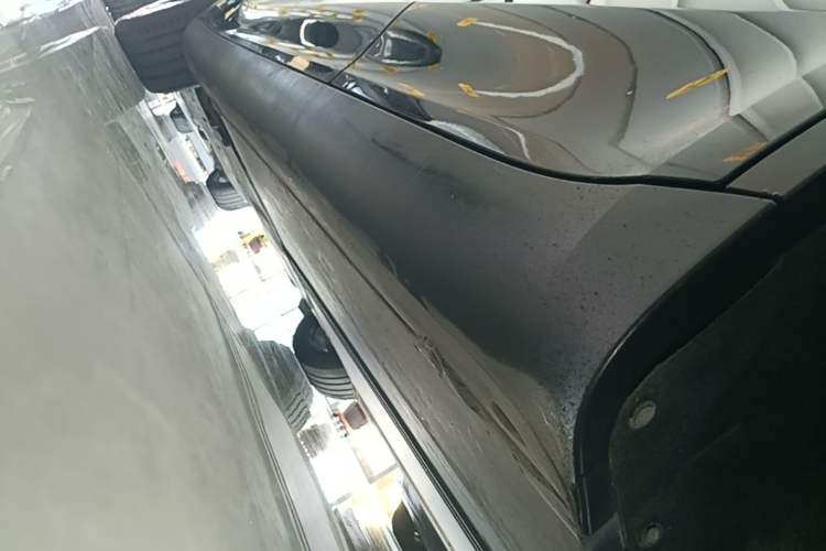 Used Tesla Model Y 2023 Rear-Wheel-Drive Version Left Side Sill