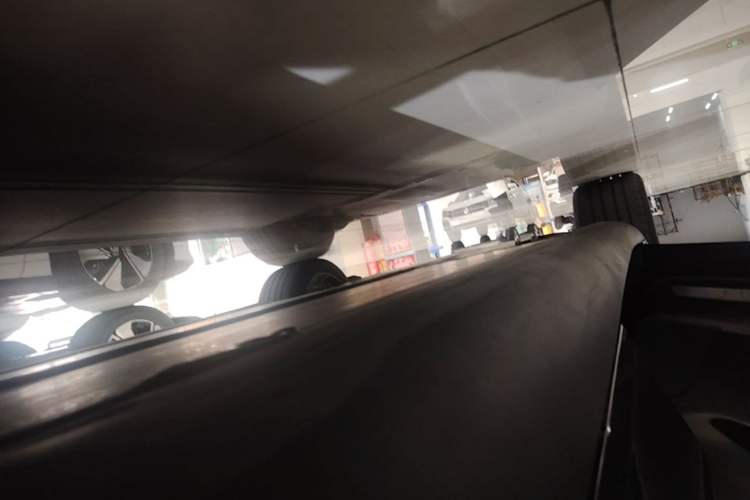 Used Tesla Model Y 2023 Rear-Wheel-Drive Version Left Side Sill