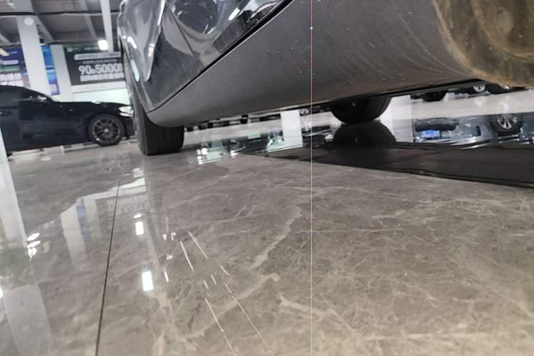 Used Tesla Model Y 2023 Rear-Wheel-Drive Version Left Side Sill