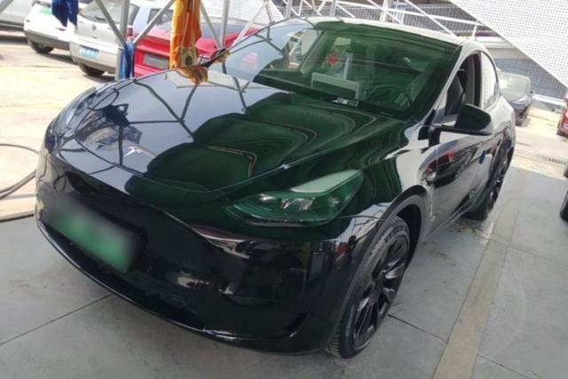 Used Tesla Model Y 2023 Rear-Wheel-Drive Version