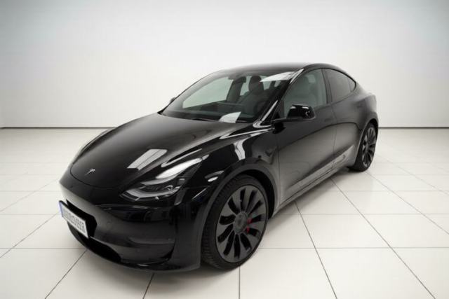 Used Tesla Model Y 2023 High-Performance All-Wheel-Drive Version