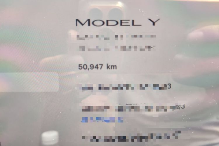 Used Tesla Model Y 2023 Long-Range All-Wheel-Drive Version Odometer Close Up