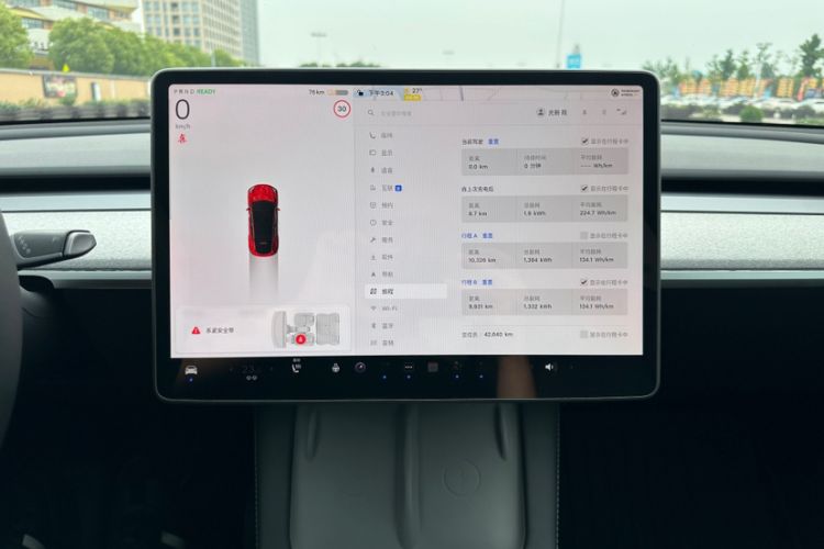 Used Tesla Model Y 2023 Rear-Wheel-Drive Version Odometer Close Up