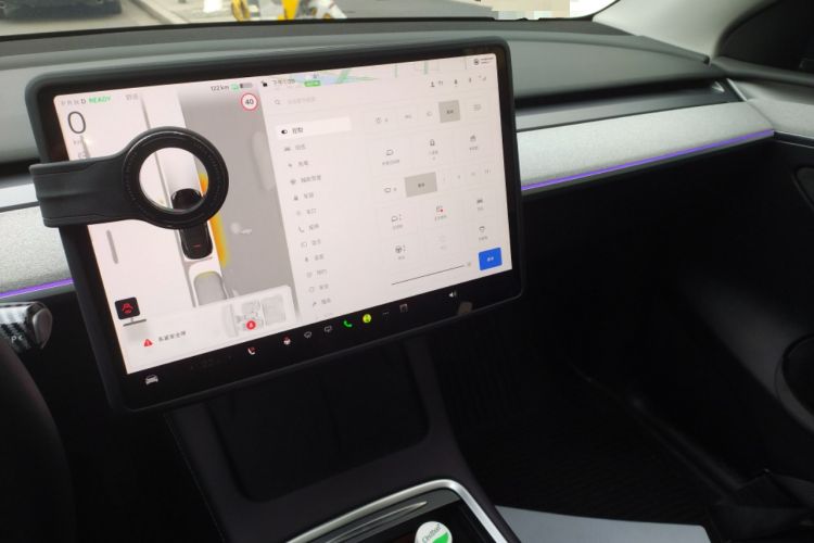 Used Tesla Model Y 2023 Rear-Wheel-Drive Version Odometer Close Up