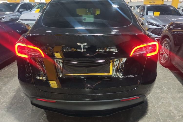 Used Tesla Model Y 2023 Rear-Wheel-Drive Version Rear