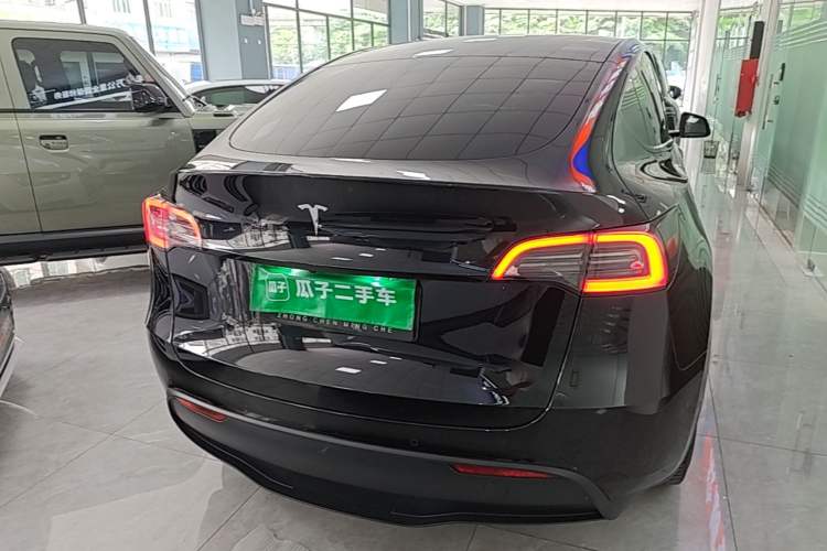 Used Tesla Model Y 2023 Rear-Wheel-Drive Version Rear