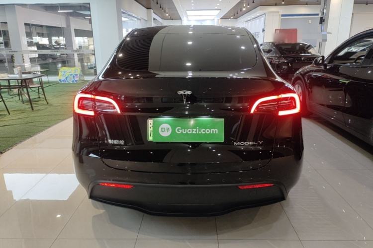 Used Tesla Model Y 2023 Rear-Wheel-Drive Version Rear