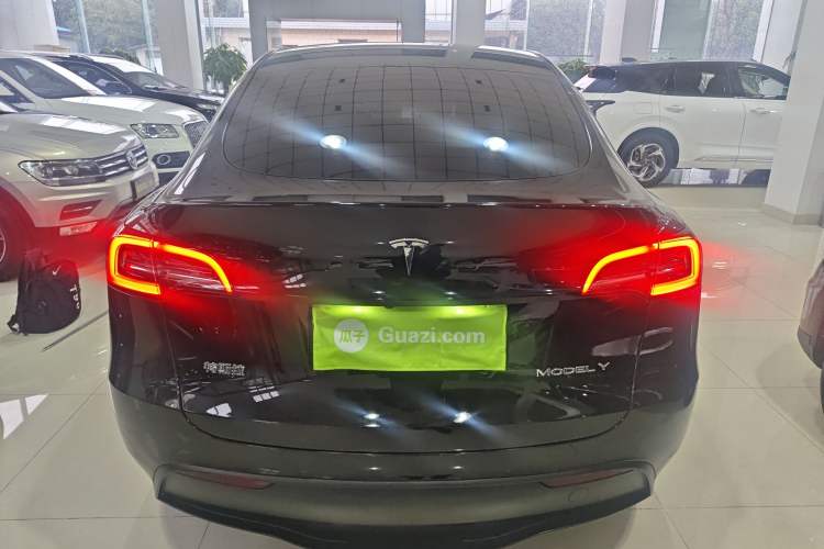Used Tesla Model Y 2023 Long-Range All-Wheel-Drive Version Rear