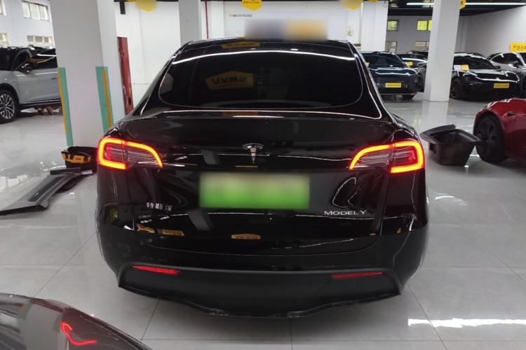Used Tesla Model Y 2023 Long-Range All-Wheel-Drive Version Rear