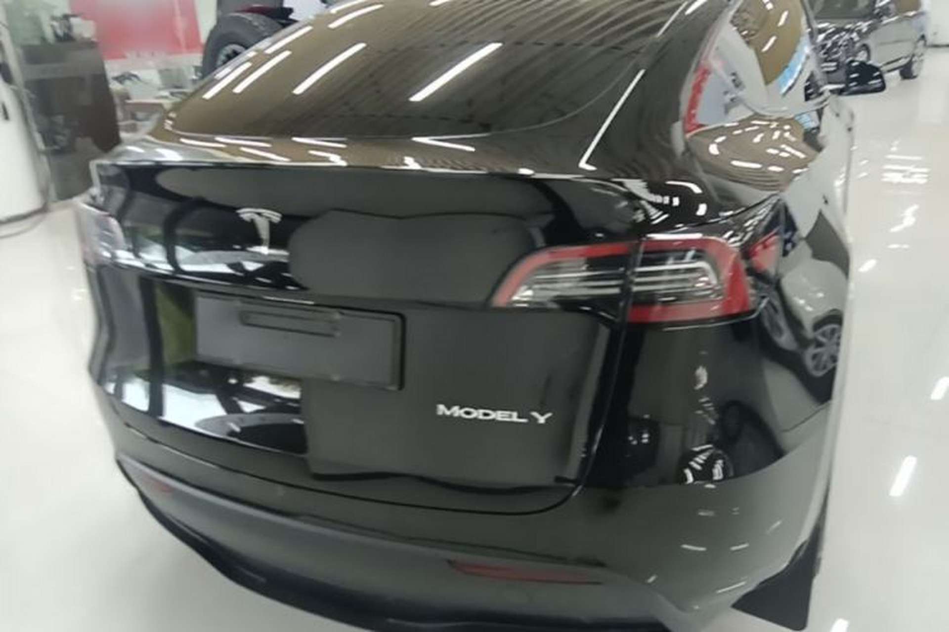 Used Tesla Model Y 2023 Long-Range All-Wheel-Drive Version Rear
