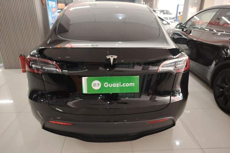 Used Tesla Model Y 2023 Rear-Wheel-Drive Version Rear