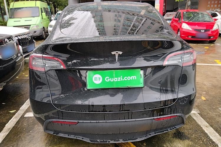 Used Tesla Model Y 2023 Long-Range All-Wheel-Drive Version Rear