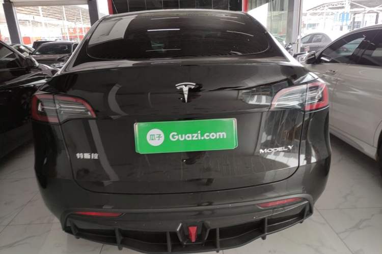 Used Tesla Model Y 2023 Long-Range All-Wheel-Drive Version Rear
