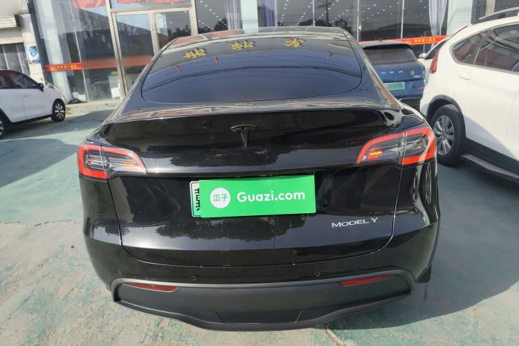 Used Tesla Model Y 2023 Long-Range All-Wheel-Drive Version Rear