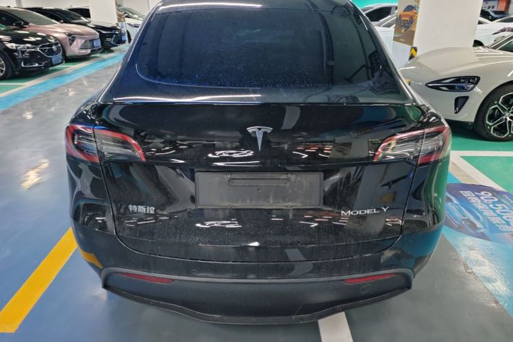 Used Tesla Model Y 2023 Long-Range All-Wheel-Drive Version Rear