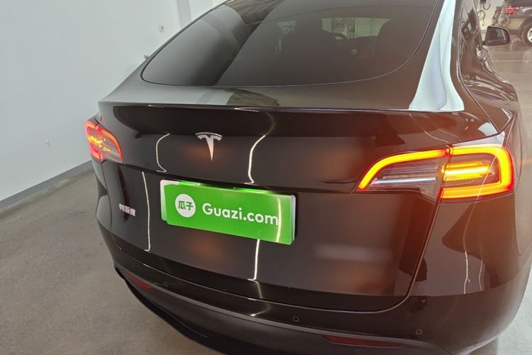 Used Tesla Model Y 2023 Rear-Wheel-Drive Version Rear