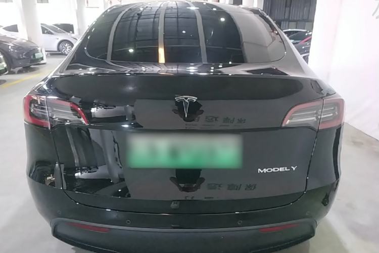 Used Tesla Model Y 2023 Long-Range All-Wheel-Drive Version Rear