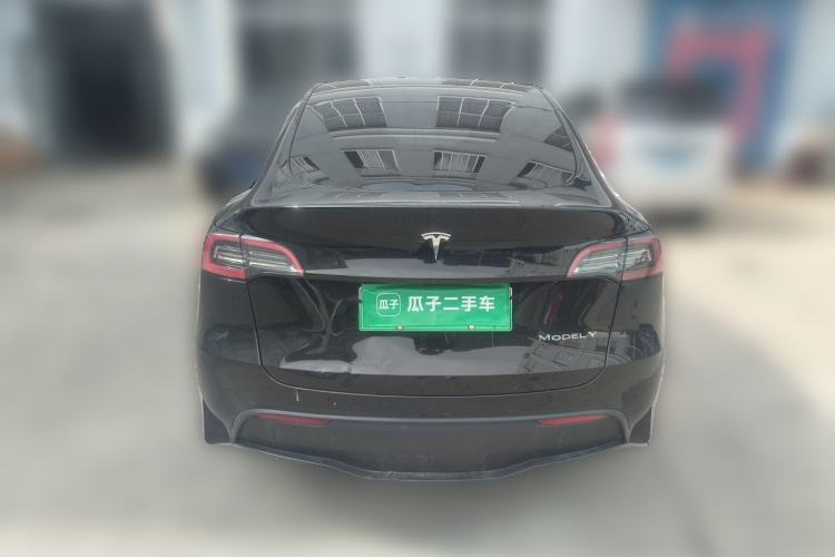 Used Tesla Model Y 2023 Long-Range All-Wheel-Drive Version Rear