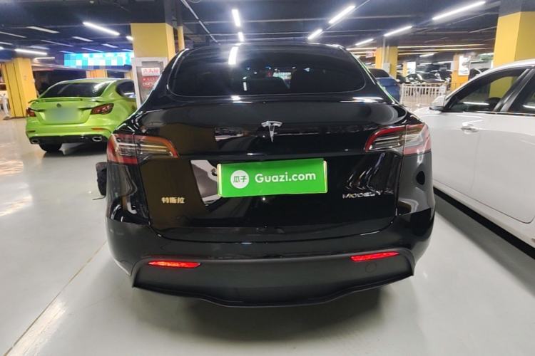 Used Tesla Model Y 2023 Long-Range All-Wheel-Drive Version Rear