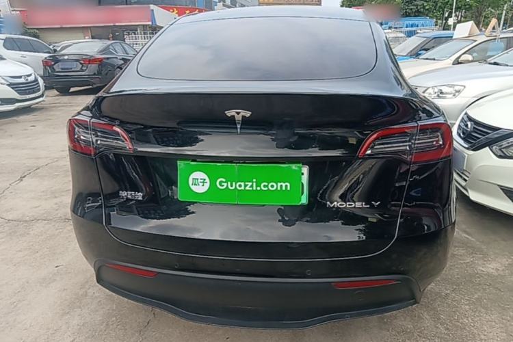Used Tesla Model Y 2023 Long-Range All-Wheel-Drive Version Rear