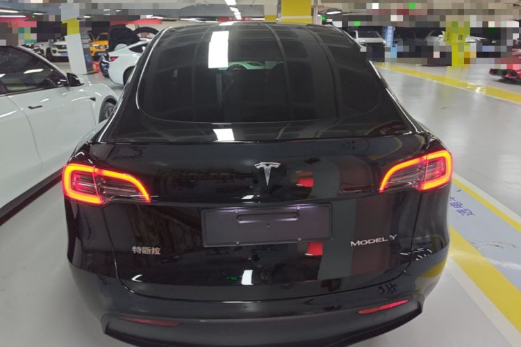 Used Tesla Model Y 2023 Long-Range All-Wheel-Drive Version Rear