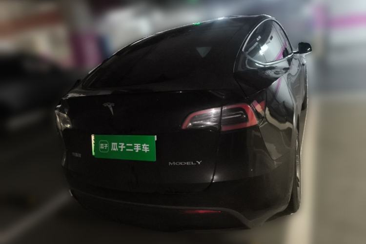 Used Tesla Model Y 2023 Long-Range All-Wheel-Drive Version Rear