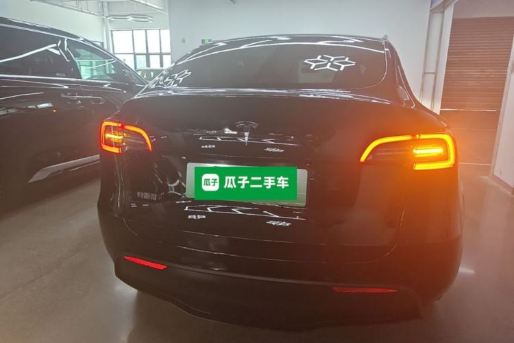 Used Tesla Model Y 2023 Long-Range All-Wheel-Drive Version Rear