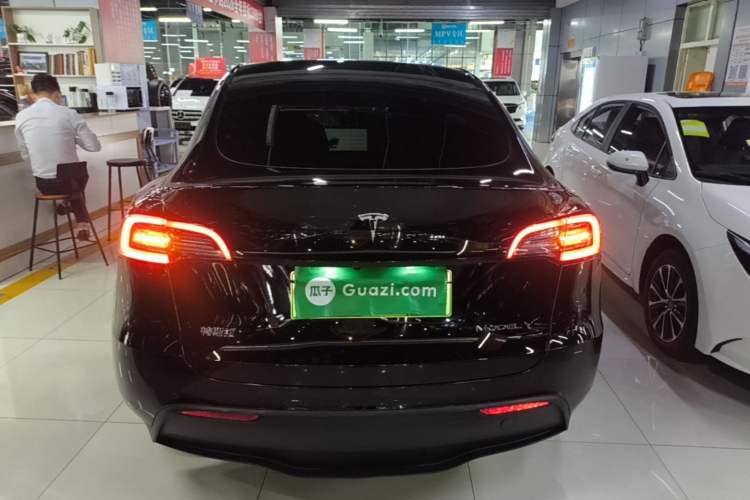 Used Tesla Model Y 2023 Rear-Wheel-Drive Version Rear