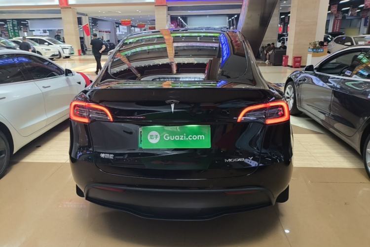 Used Tesla Model Y 2023 Long-Range All-Wheel-Drive Version Rear