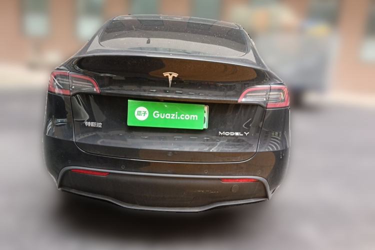 Used Tesla Model Y 2023 Long-Range All-Wheel-Drive Version Rear