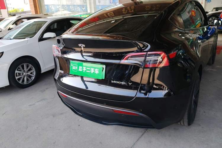 Used Tesla Model Y 2023 Rear-Wheel-Drive Version Rear