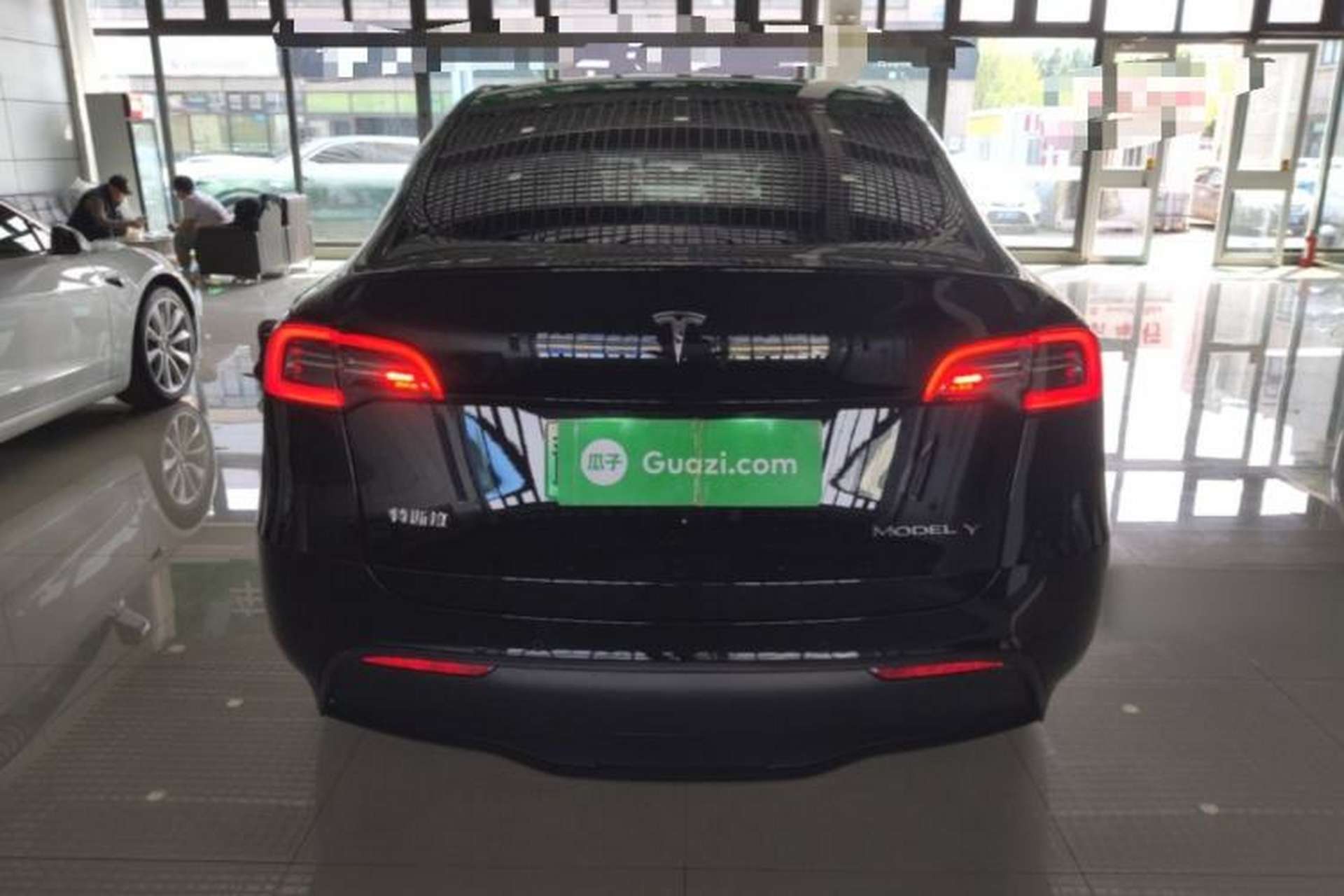 Used Tesla Model Y 2023 Long-Range All-Wheel-Drive Version Rear