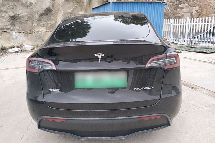 Used Tesla Model Y 2023 Rear-Wheel-Drive Version Rear