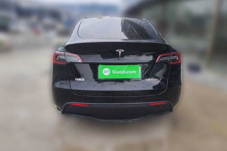 Used Tesla Model Y 2023 Long-Range All-Wheel-Drive Version Rear